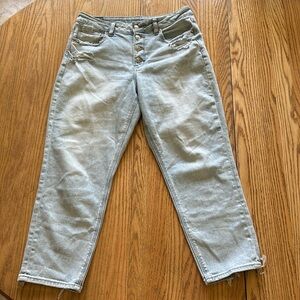 American Eagle Mom Jeans